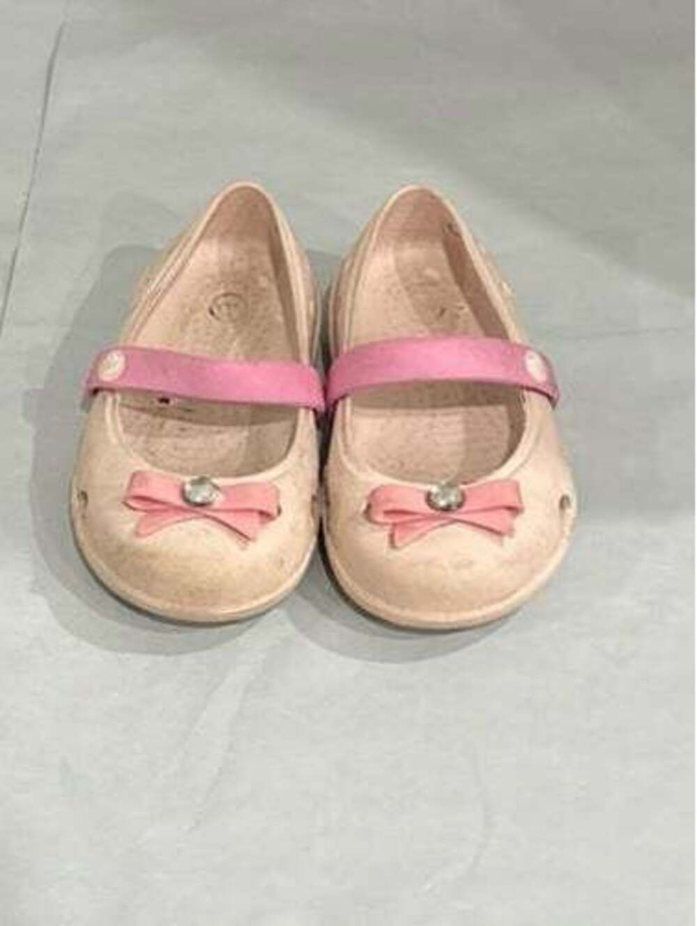 Crocs Light Pink Mary Jane Style with Bow Kids Children’s C 6